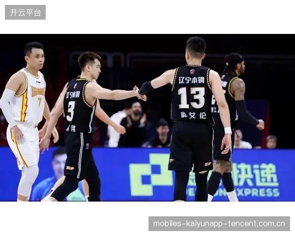 太阳临场调整：篮板争夺策略变化带来优势